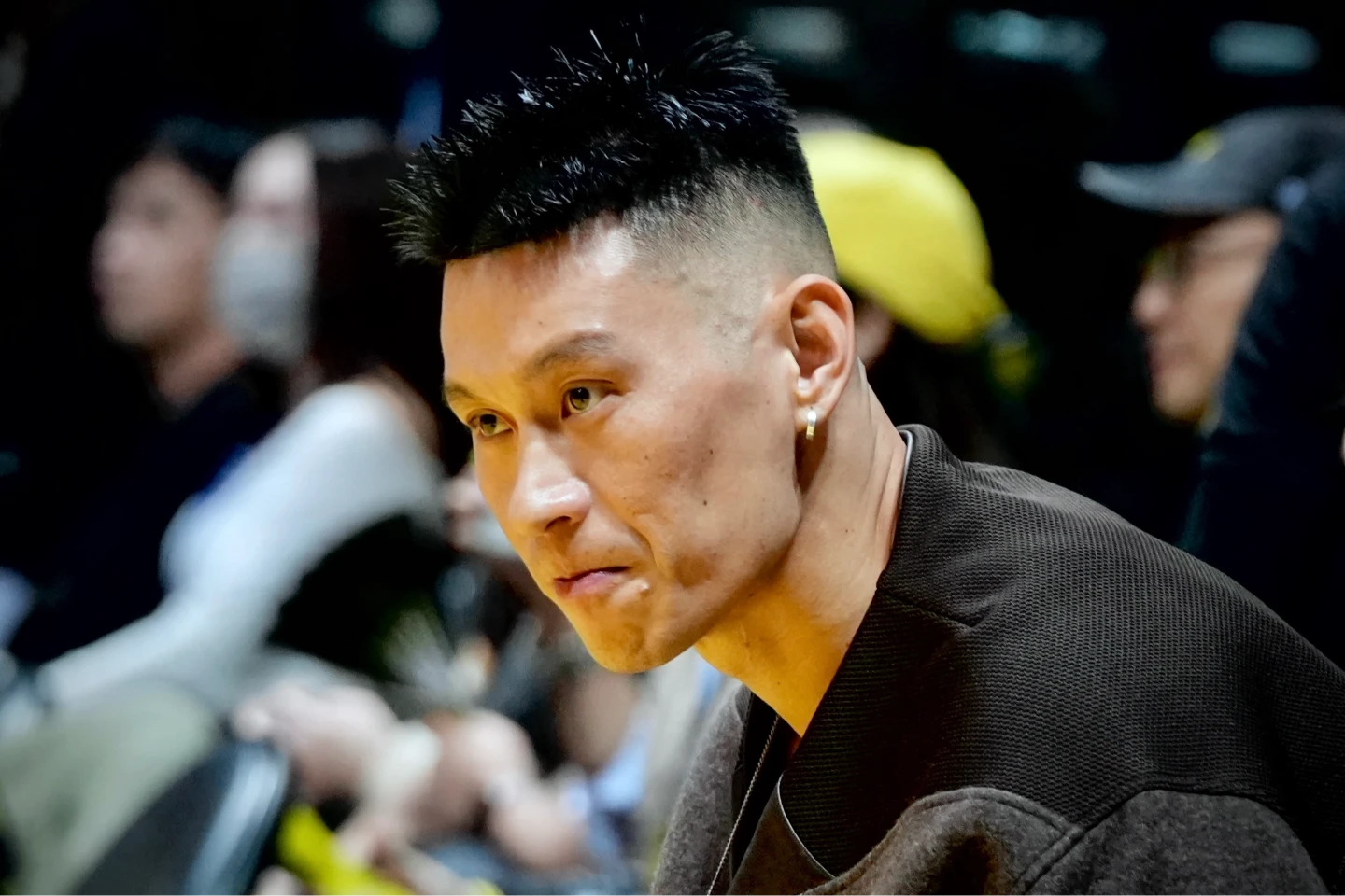 人物｜籃球場上的「林來瘋」就此謝幕！林書豪新一頁傳奇才正要展開