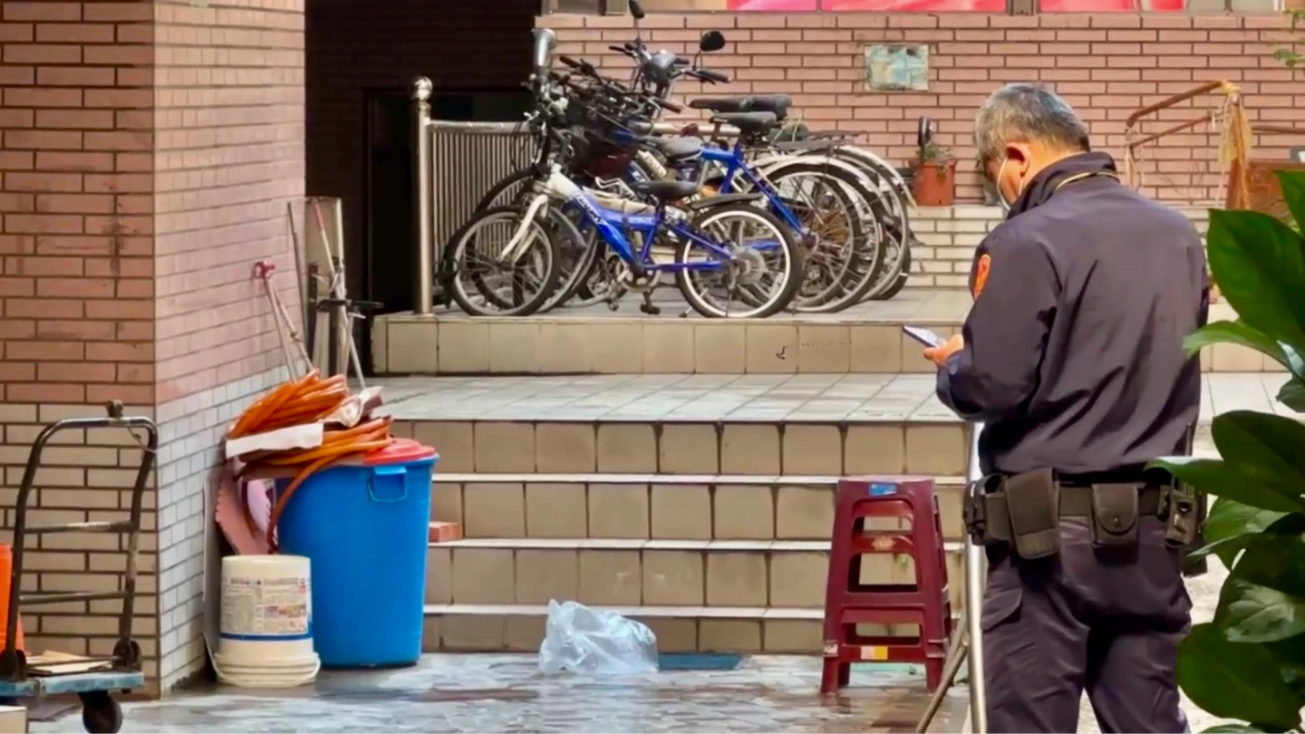 台南情侶大吵出人命！男憤朝女友潑酸　警消破門驚見他倒血泊不治