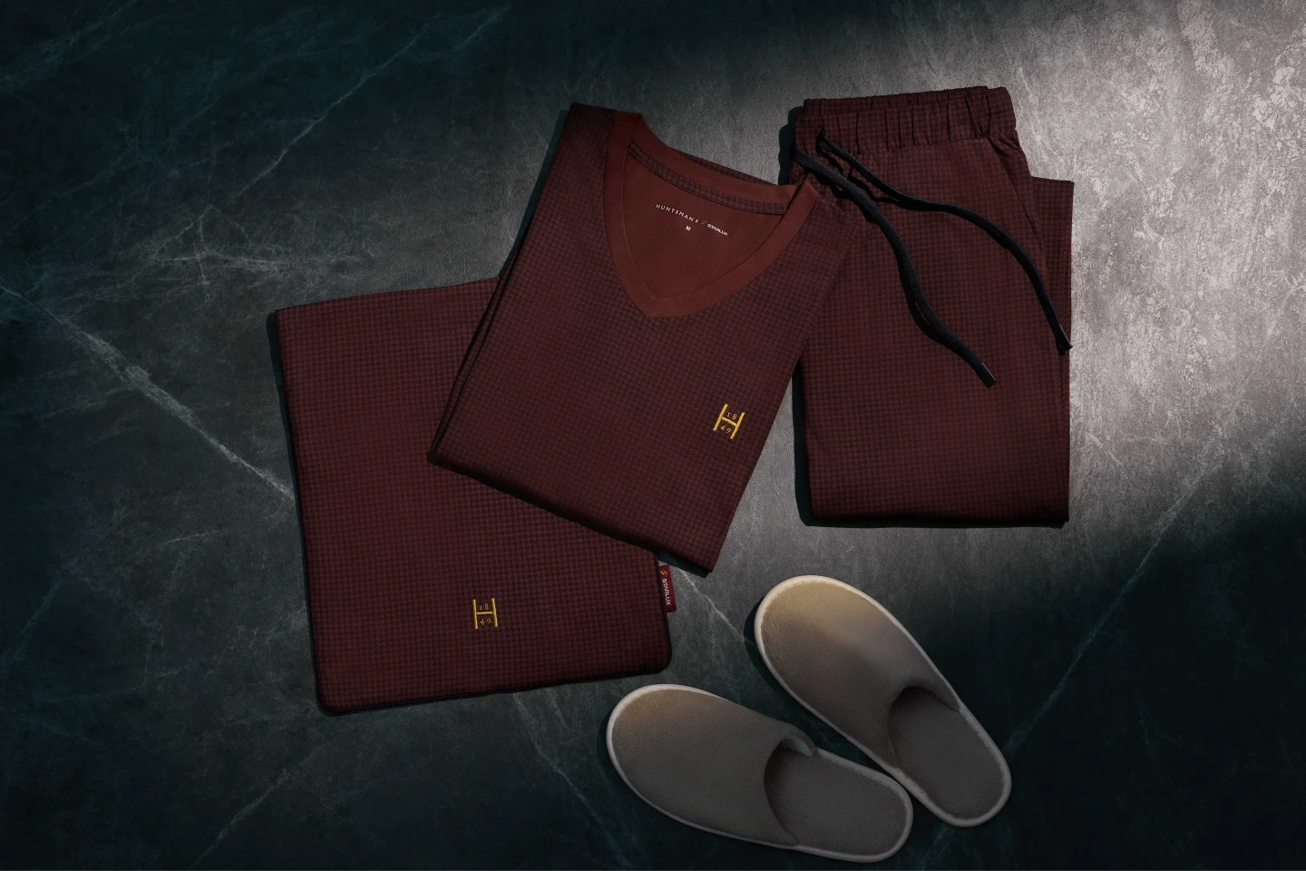 星宇航空長程線全新備品　頭等艙HUNTSMAN飄英倫風、商務艙Paul Smith走時尚風