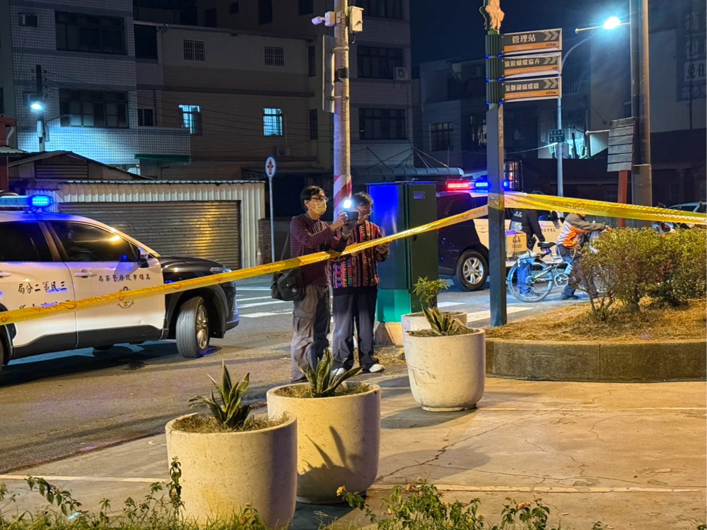 高雄跨年夜爆槍響！1男1女放鞭炮遭路過男開3槍　受傷送醫