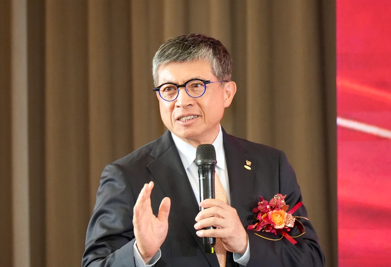 新壽合併浴火重生開門紅　2天保費收入衝120億