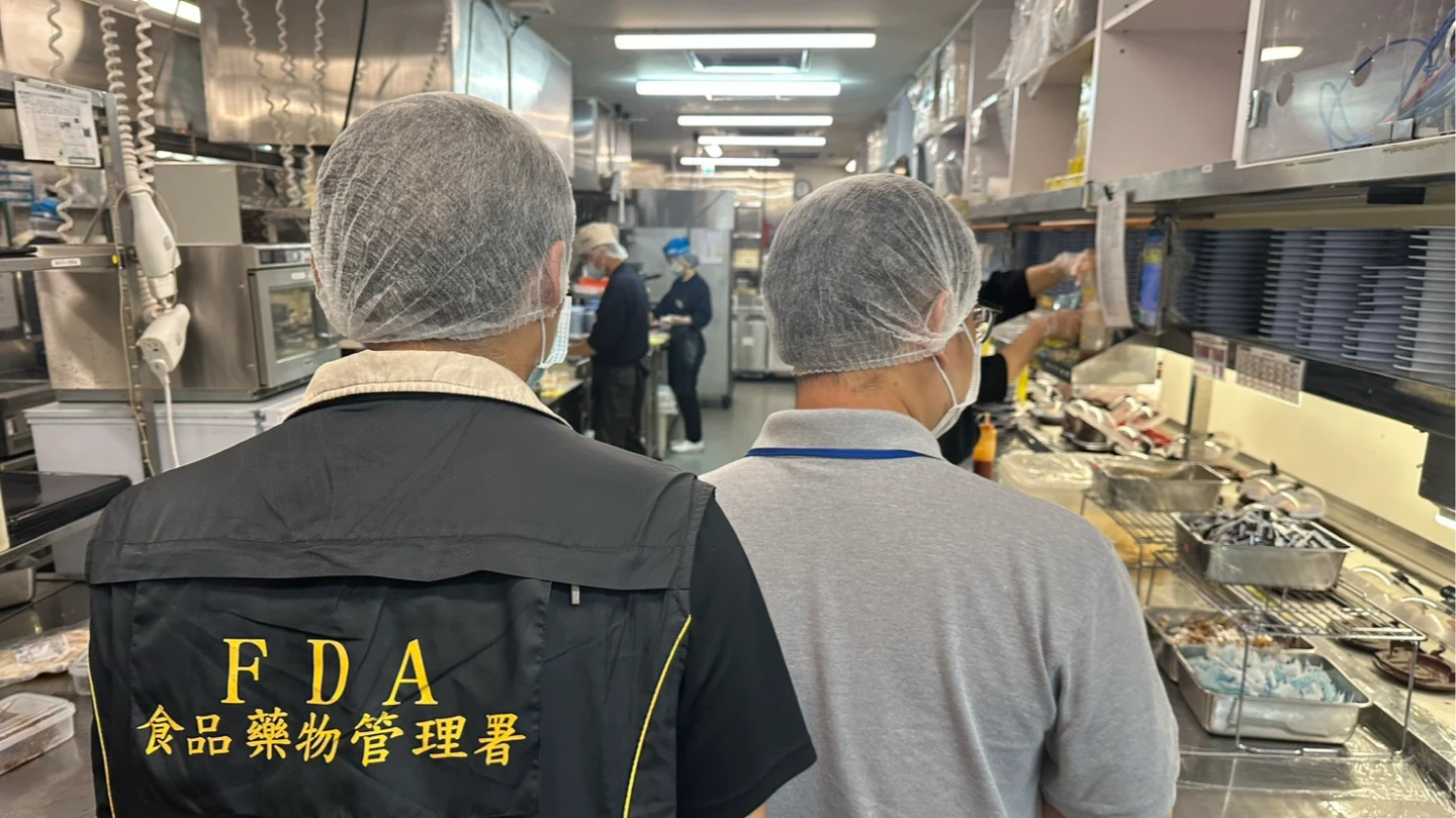 食安稽查｜丸龜製麵1分店重組肉標示不合格　遭罰3萬元
