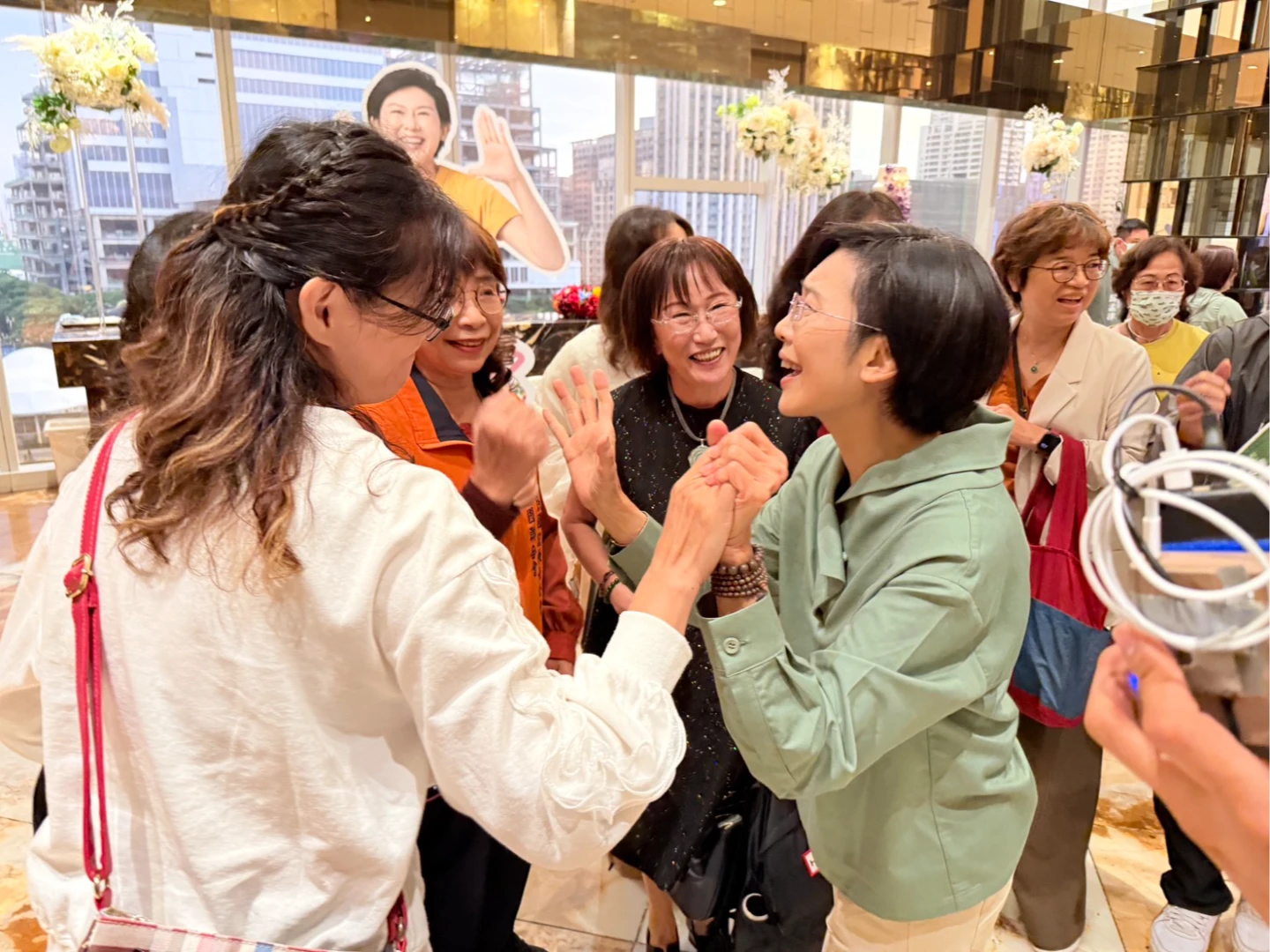 高雄社安網出包！藍營要衛生局長下台究責　林岱樺力挺留任「待罪立功」