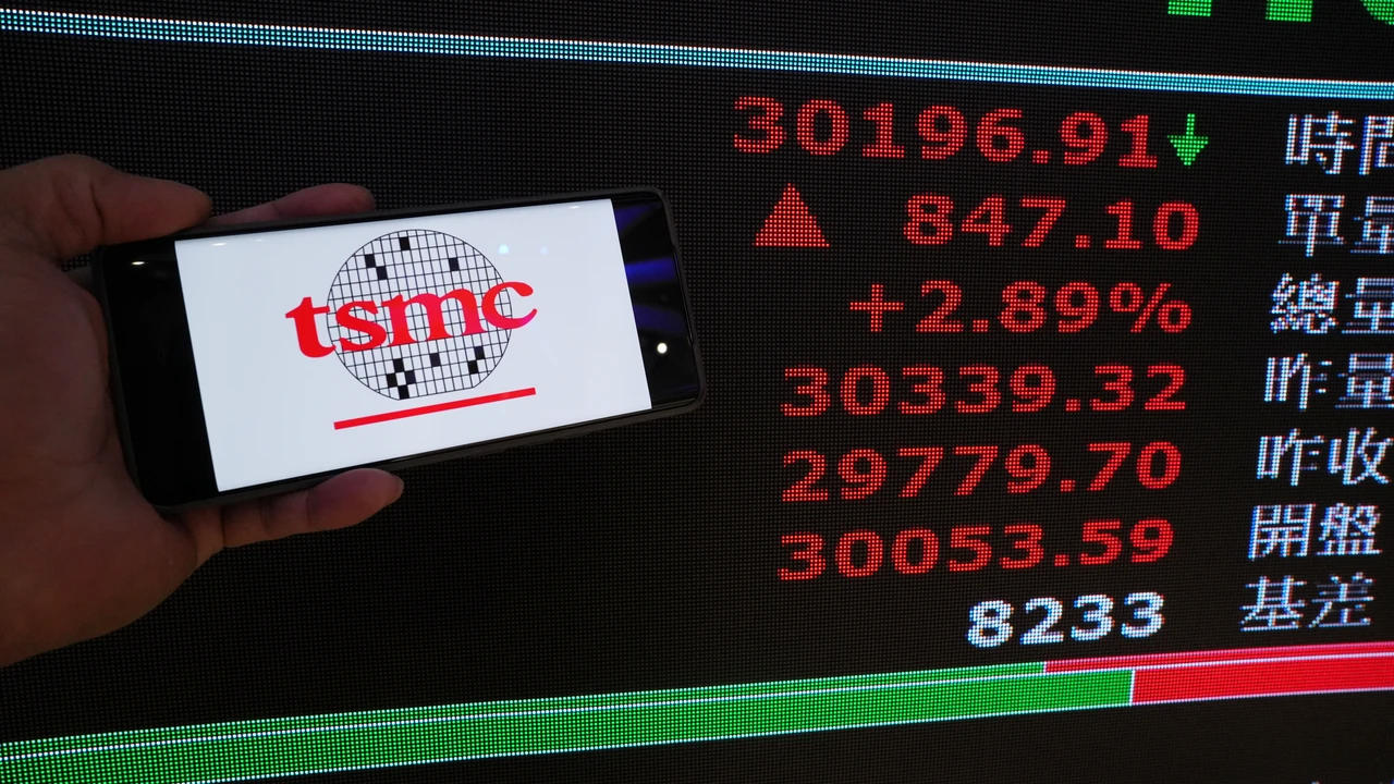 台積電飆1695元天價！市值猛增2.85兆　外資喊2400元、法說引爆元月行情