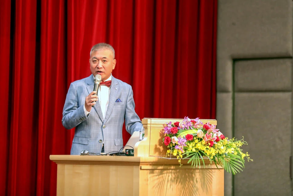 何啟聖宣布參選花蓮縣長　喊終結23年「傅氏王朝」！清淤「政治堰塞湖」