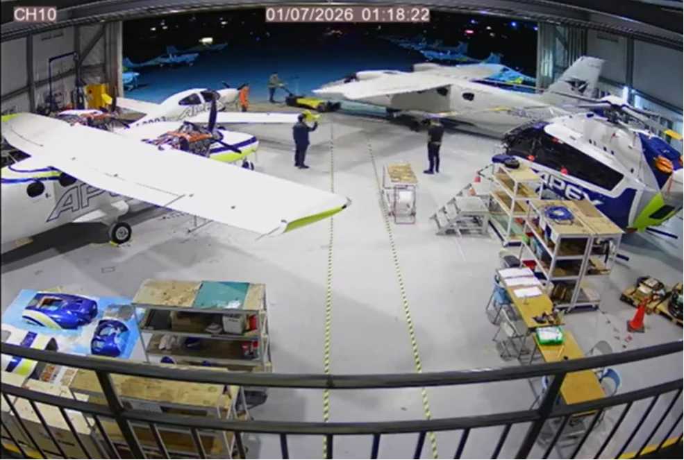 分秒必爭片｜「帶辛柏毅回家！」安捷航空自願搜救　蒼鷹號起飛「最頂尖雷達出動」