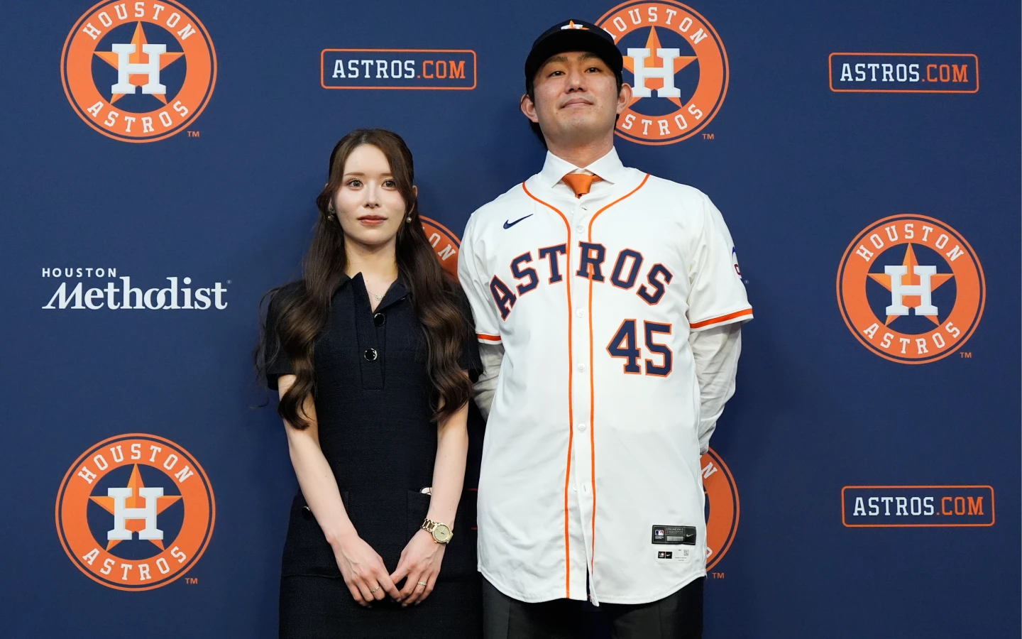 MLB｜今井達也愛妻曝光！神級美貌驚艷全網　日媒起底曾是護理師