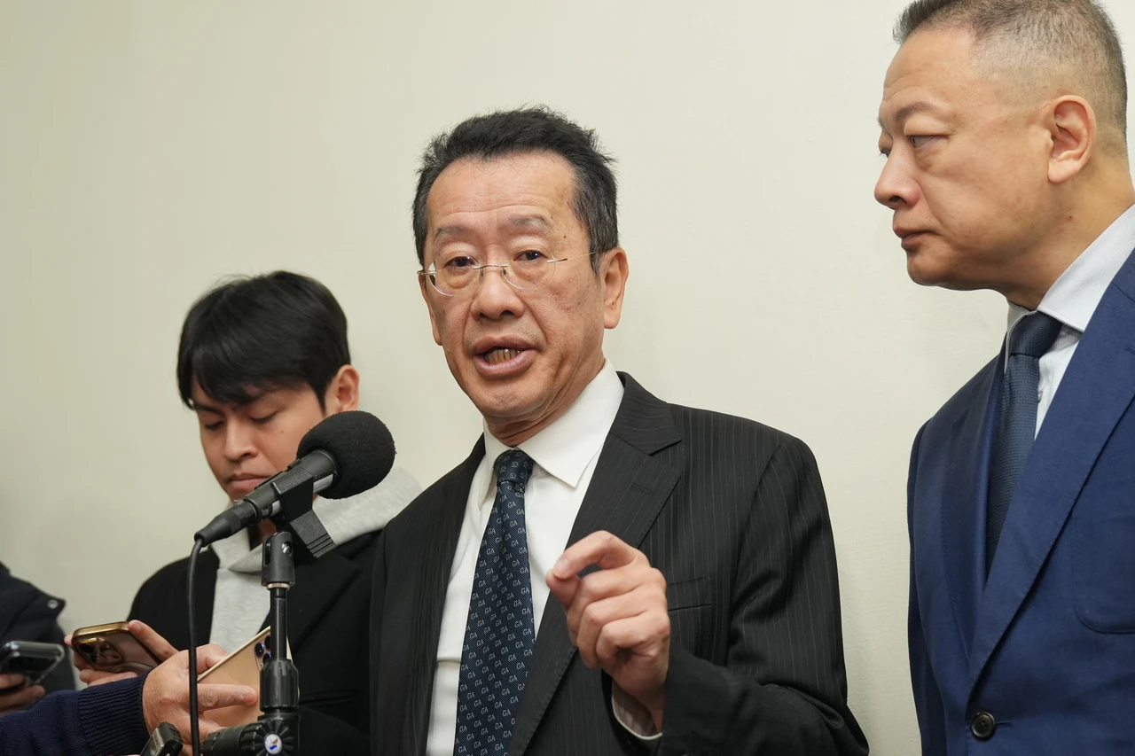 辛柏毅最新搜救情況曝！防寒衣2027才交貨被罵爛　顧立雄改口：3月底前全交貨