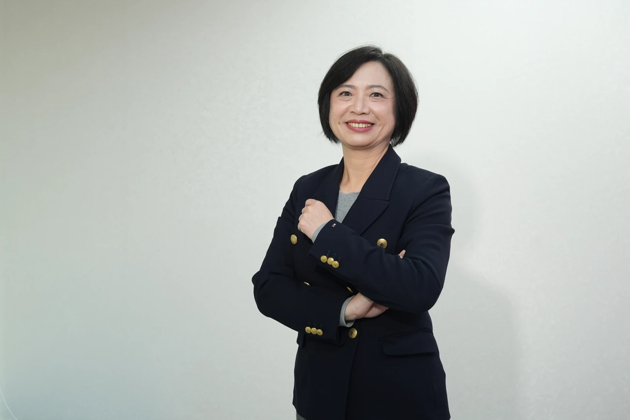 專訪何欣純｜叛逆政二代上街頭被抓包　台中人就吃這1味！靠3字要贏2026