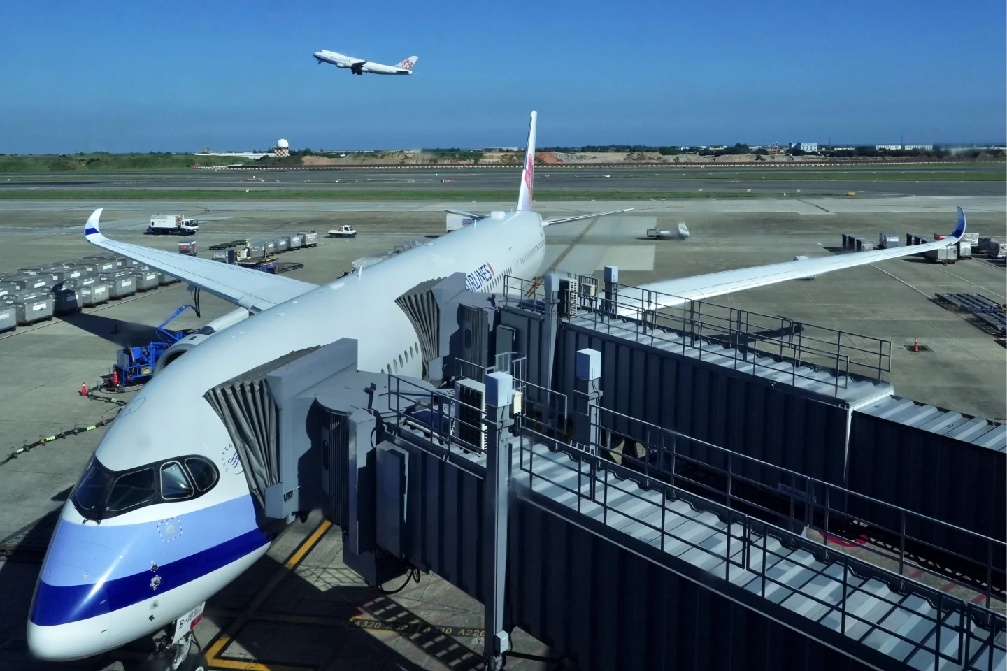 華航傳年終獎金上看7~10個月居航空業之冠　公司這樣回應