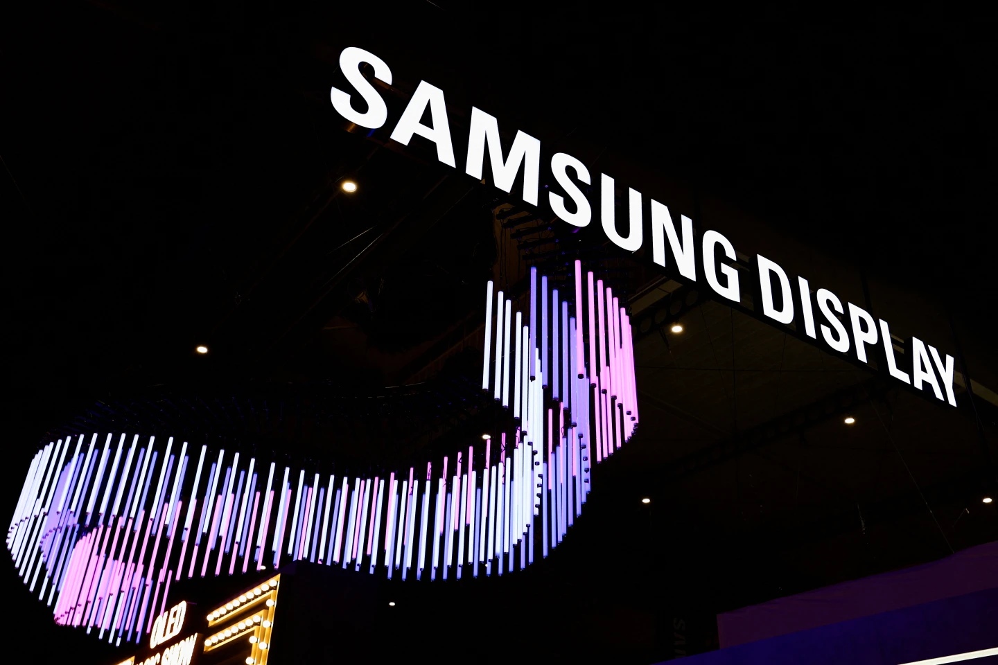 蘋果首款折疊iPhone傳今年9月發布　韓媒：三星獨家供應面板