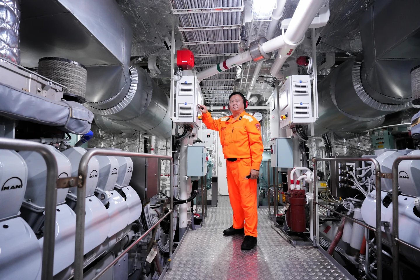 獨家｜海巡辛勞誰人知！10年沒回家吃年夜飯　出勤孕妻臨盆、缺席小孩畢業典禮