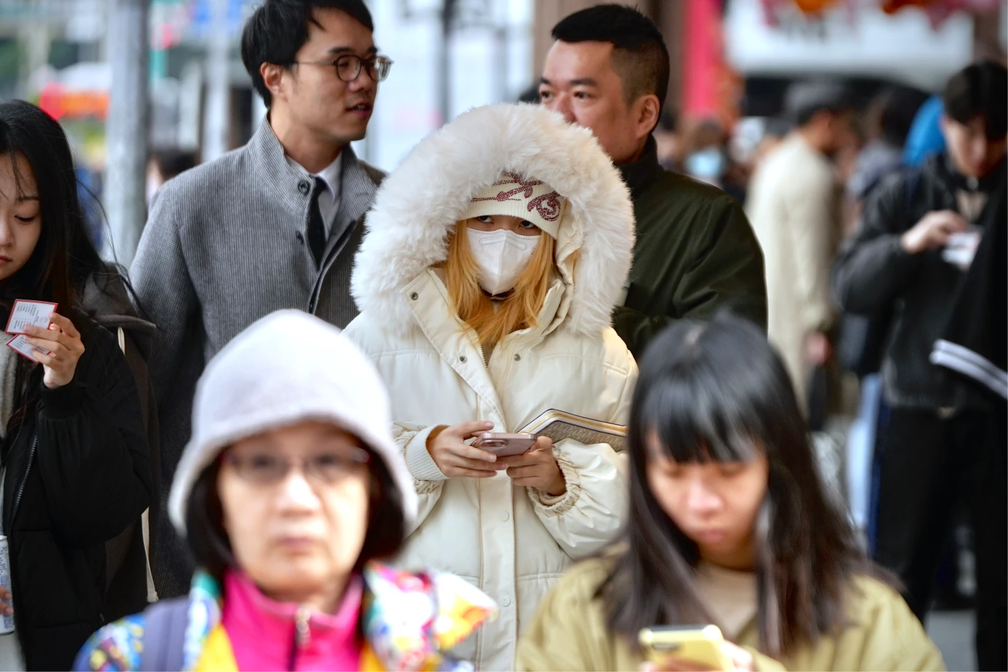 今晨關西4度極寒！平地凍出 「台大比文大冷」奇景　明起中南部比北部更冷