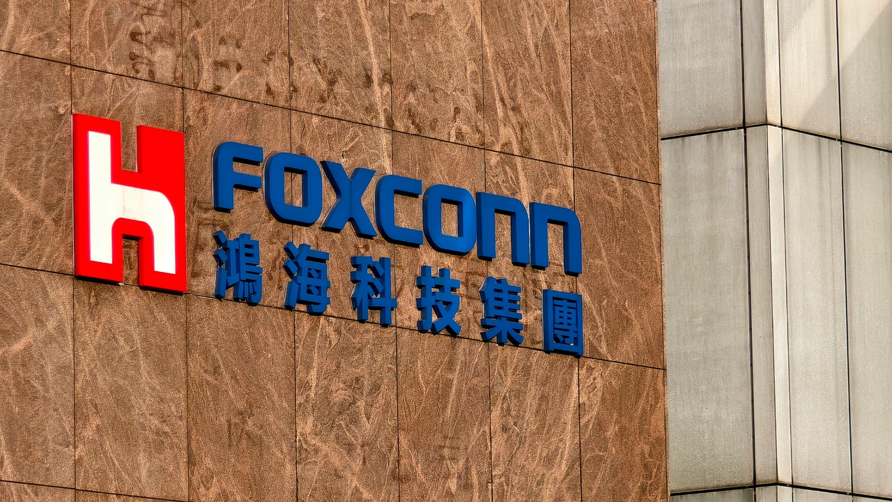 鴻海擴大太空布局　子公司鴻佰與Ramon.Space共同開發太空資料中心基礎設施