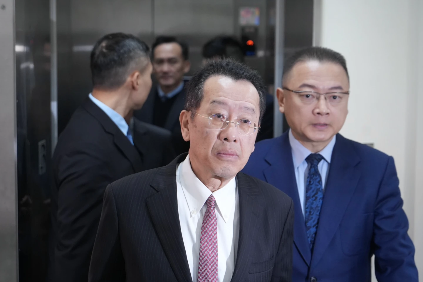 發現F-16V戰機黑盒子訊號了！顧立雄：待海象好轉確定定位