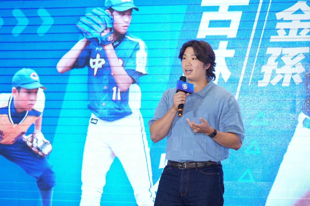 經典賽｜15日中華隊開訓是否報到？古林睿煬賣關子：到時候就知道