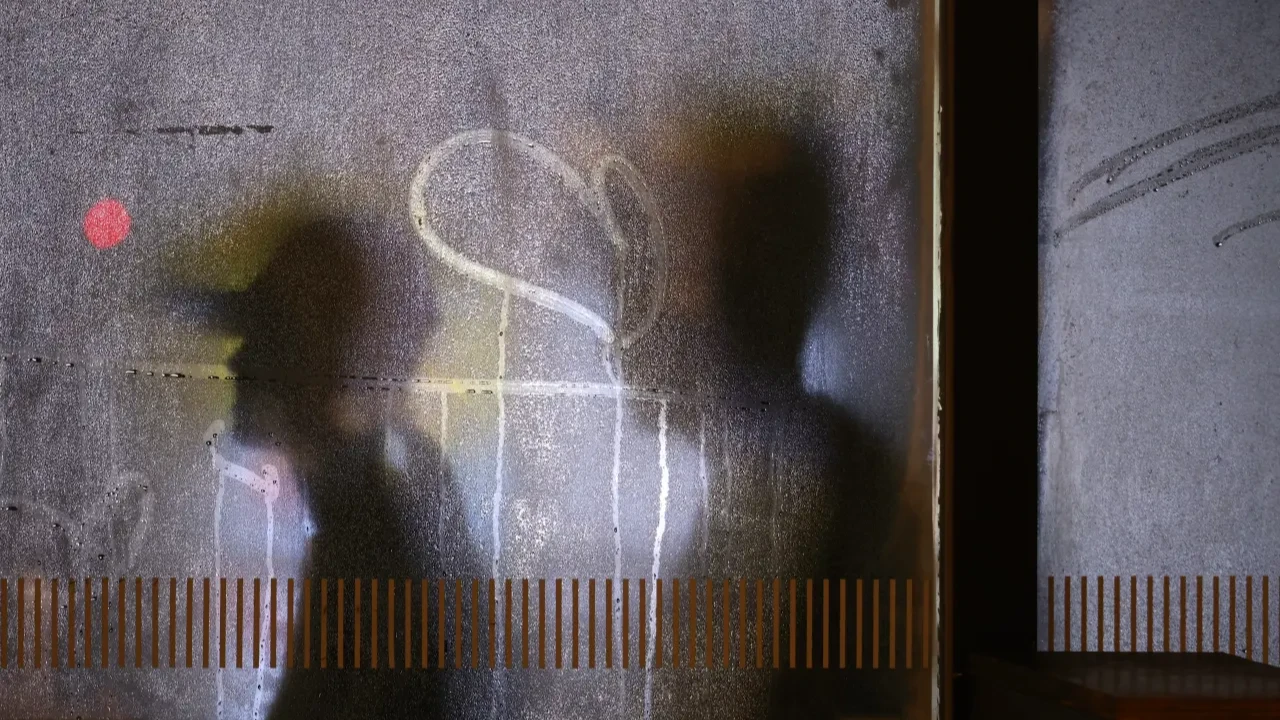 台中爆今年首例M痘！30多歲男喉痛就醫確診　這三類高風險群快接種疫苗 