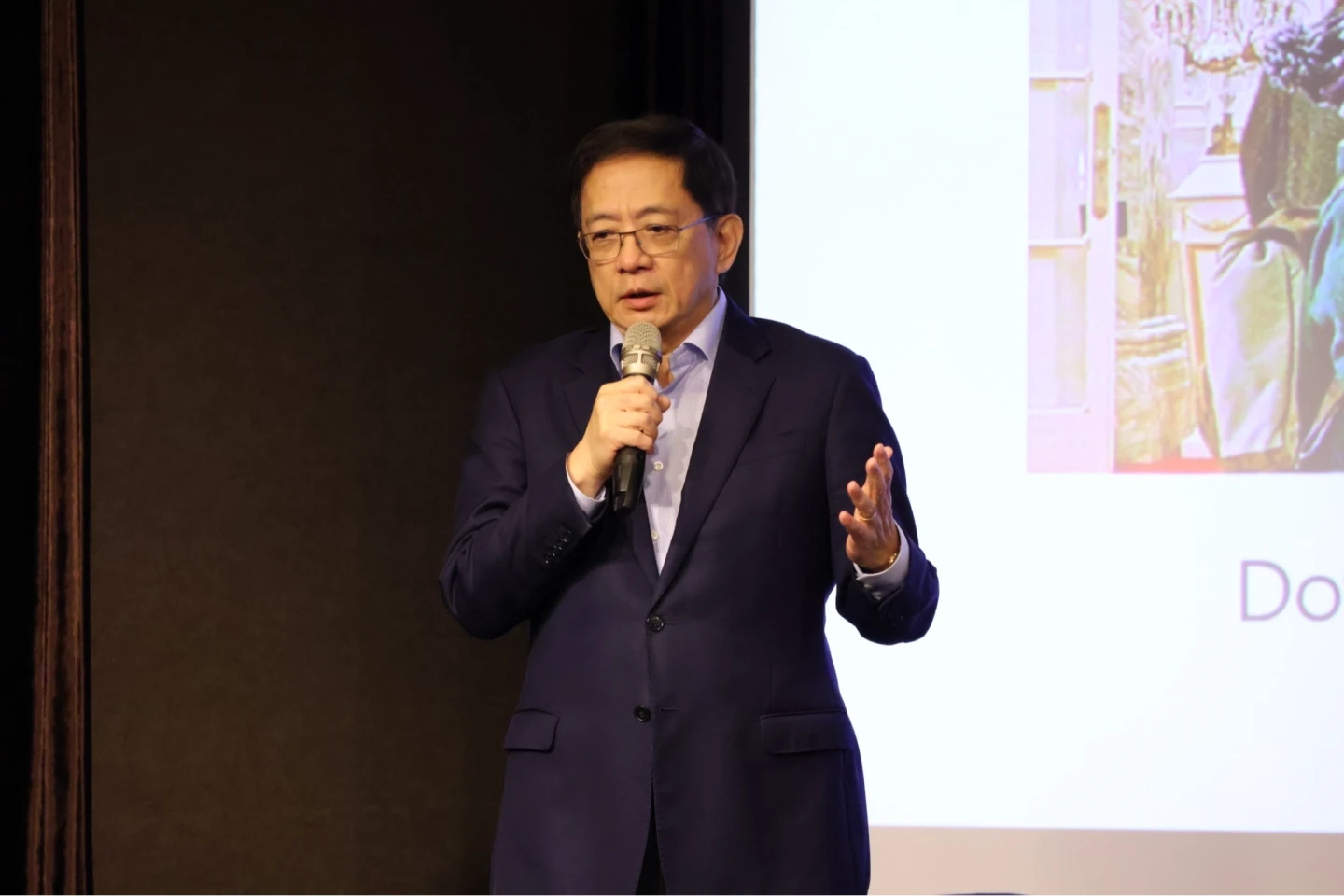 台大前校長管中閔倒數退休！考慮去開Uber　過來人曝驚人薪水