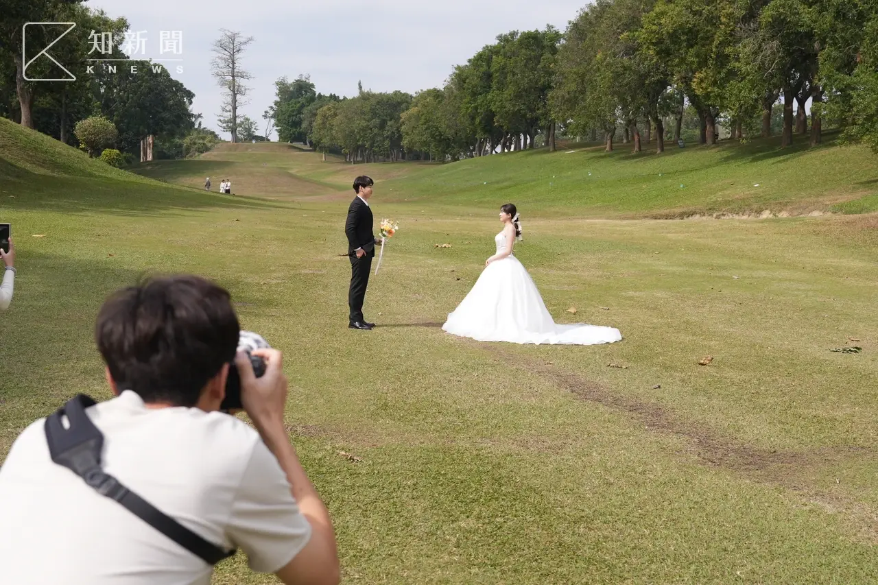 直擊｜「百萬會費」果嶺變公園！70公頃秘境成野餐打卡熱點　規矩超多擋不住人潮