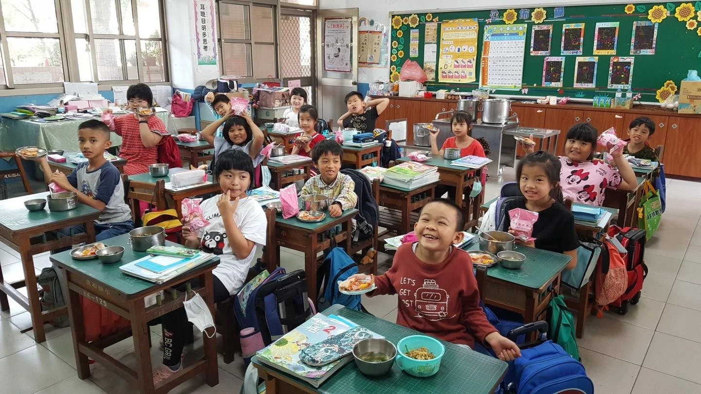 嘉義縣跟進營養午餐免費「2.6萬學生受惠」　全台僅剩2縣市要繳錢