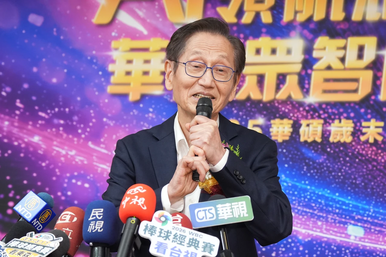 華碩尾牙1｜施崇棠：華碩要all in AI　終極目標是讓AI無所不在