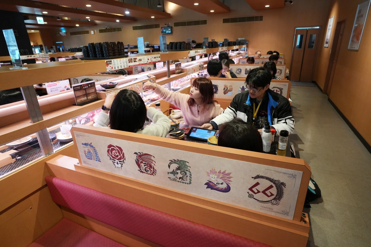 壽司郎變貴了！微風南山店首收「5%清潔費」惹議　民眾傻眼：迴轉壽司好意思