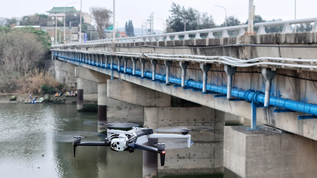AI車與無人機出擊！公路局「智慧橋檢系統」　效率提升4倍、成本省4成