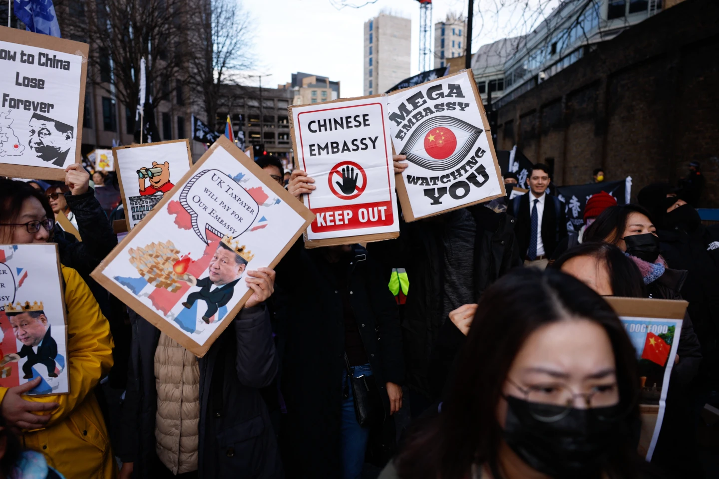 英國將宣布是否批准中國巨型使館建案　倫敦上千人示威