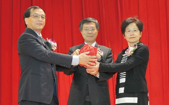 高院院長遭爆霸凌女法官！酸她玻璃心挨批「法界謝宜容」　另有爭議「小房間」曝光