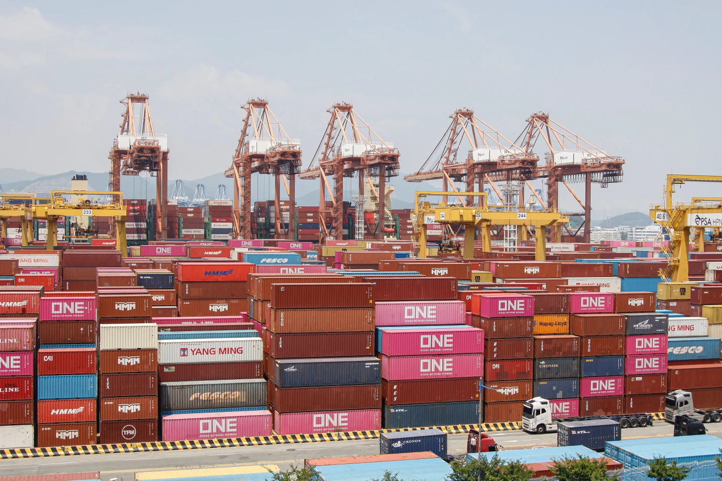 韓元重貶衝擊美韓貿易協議　傳將推遲今年對美投資6310億承諾