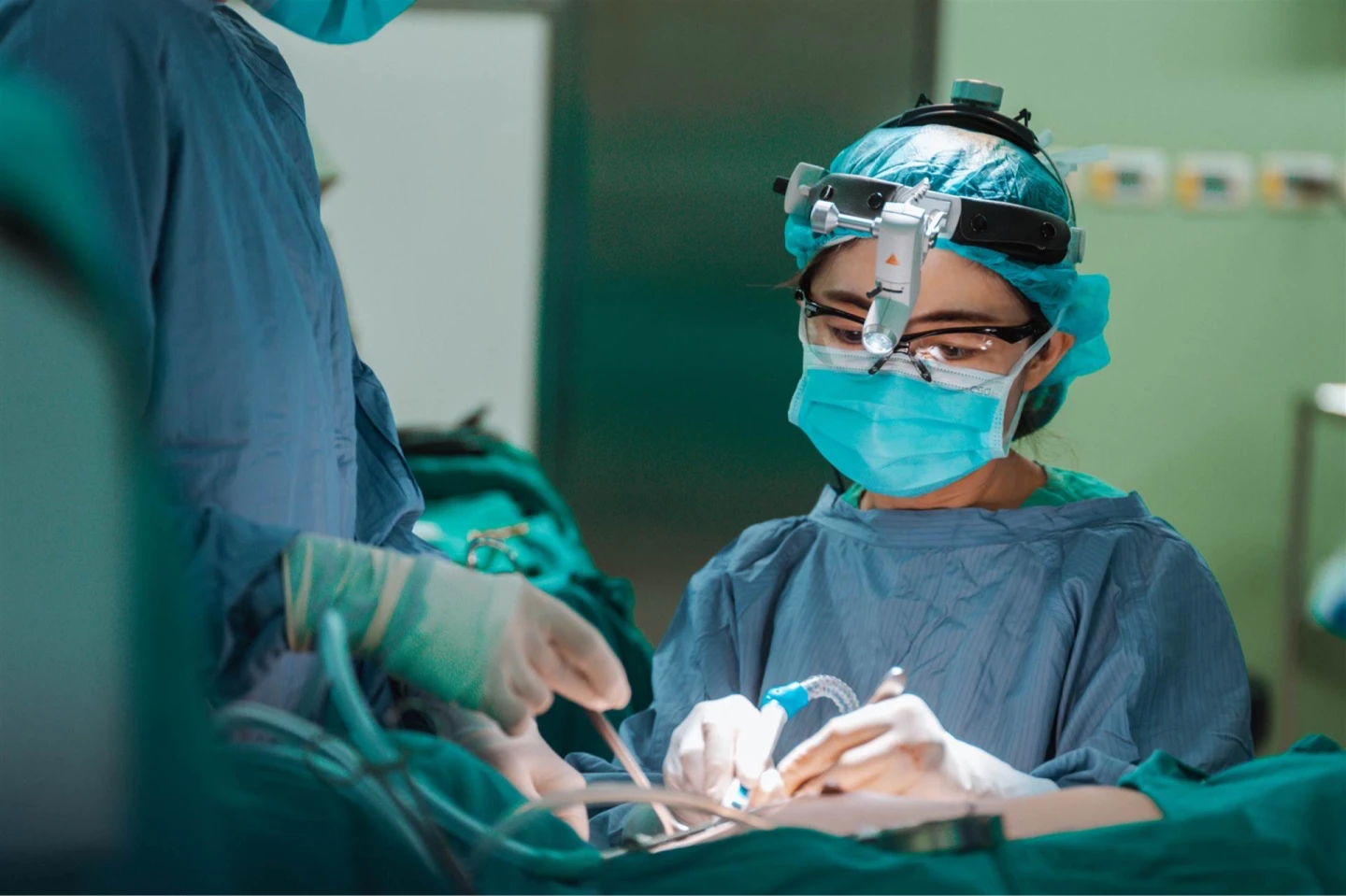 抹去乳癌病人創傷！全切除後正面無疤　長庚新式手術驚豔美醫