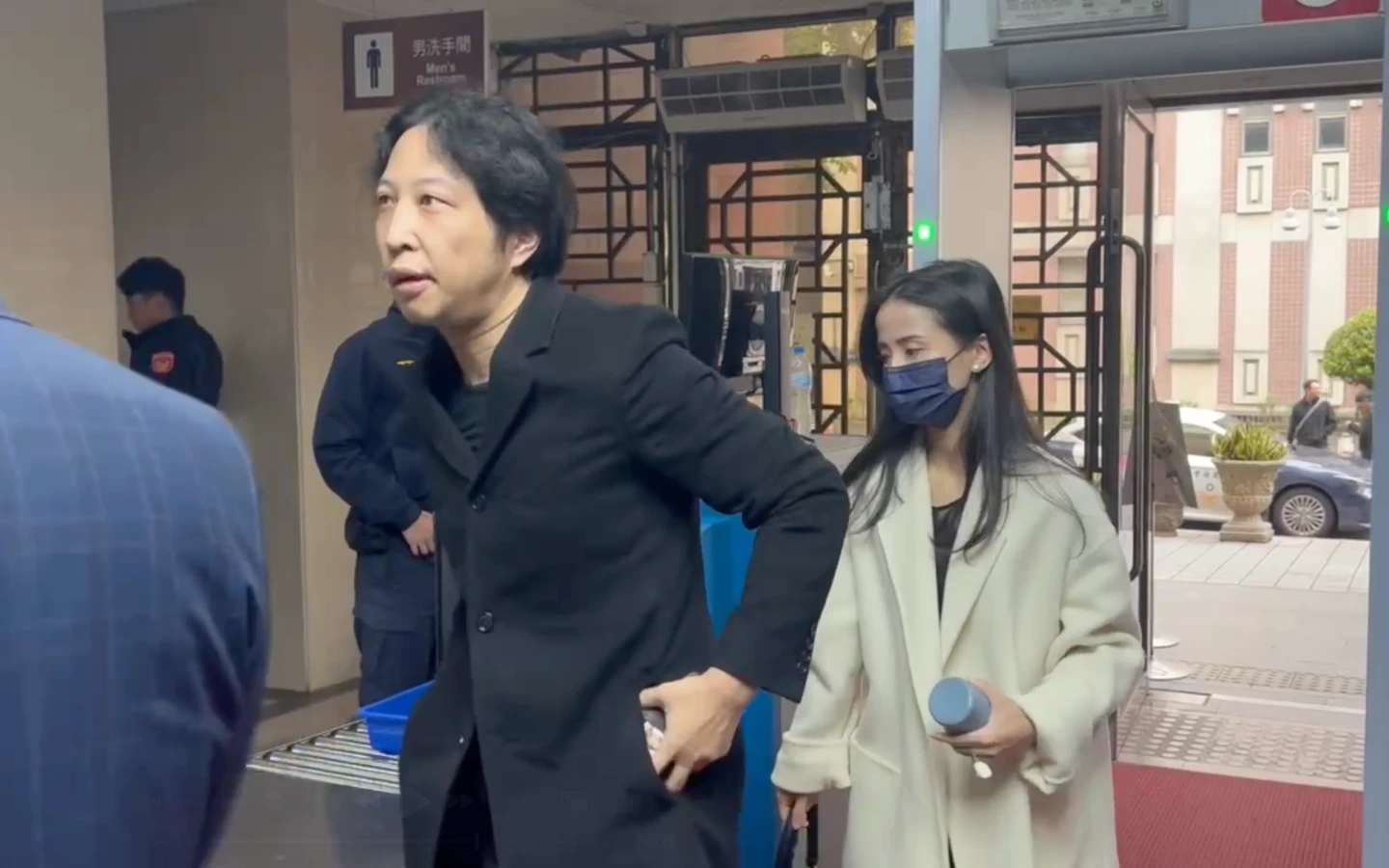街口創辦人胡亦嘉賣ETF涉自肥6千萬！　一審重判7年、併科罰金1億