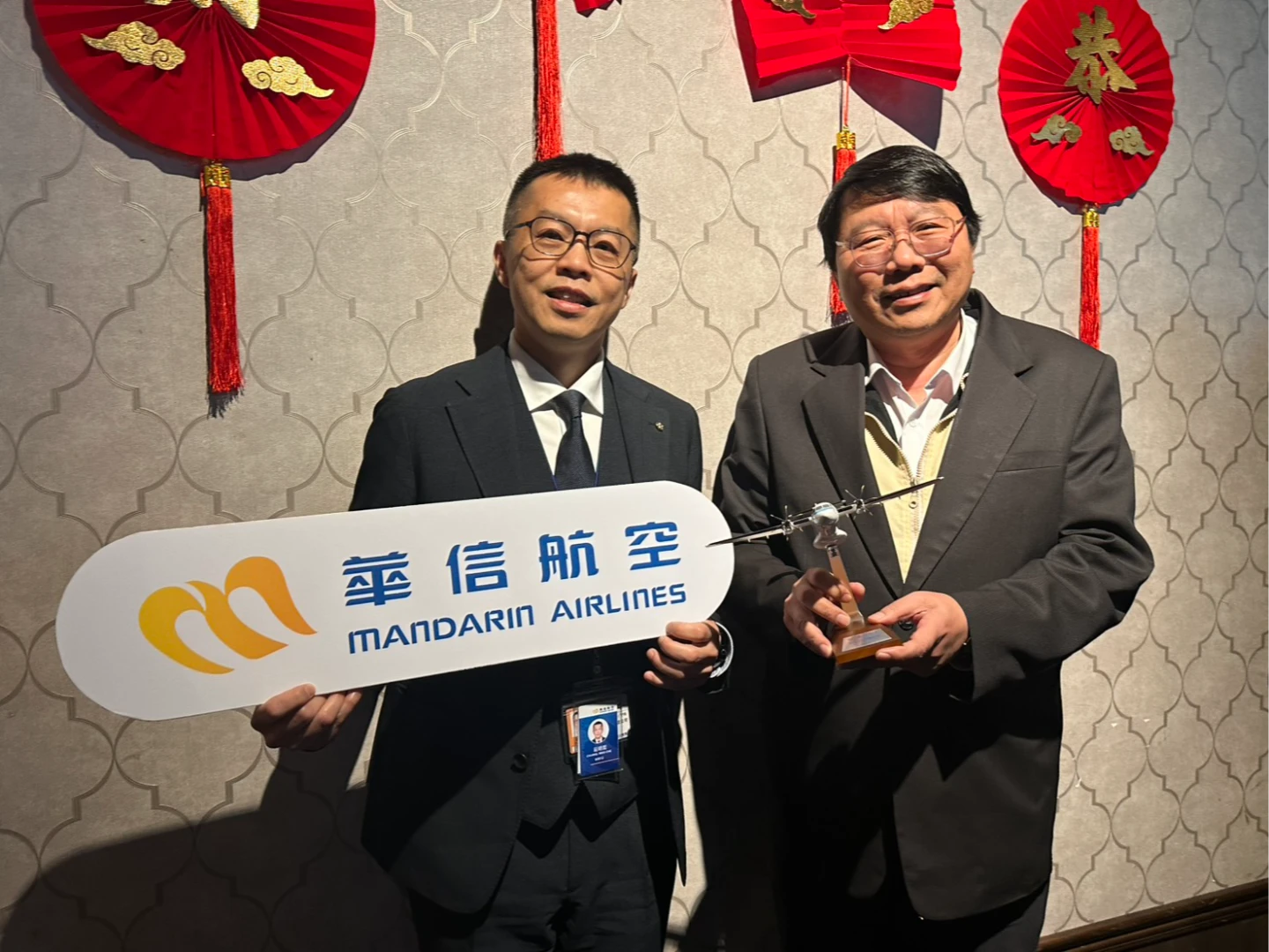 國內線機票凍漲26年！華信總座喊撐不住「盼漲20％」　民航局：檢視中