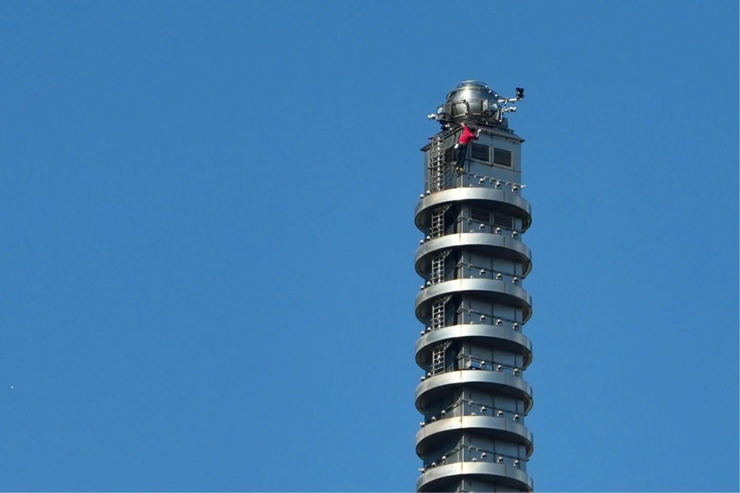 霍諾德完攀101！賴清德看得緊張　感謝英雄讓台灣站國際舞台