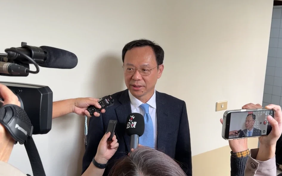 公費醫學生新制綁約15年違約罰千萬　婦科醫嘆制度扭曲！機會變成陷阱