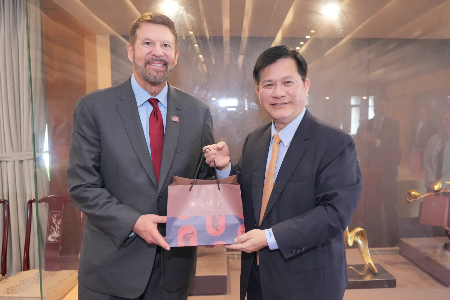 林佳龍感謝柯拉克推動EPPD　盼美方速提供台灣「避免雙重課稅」待遇