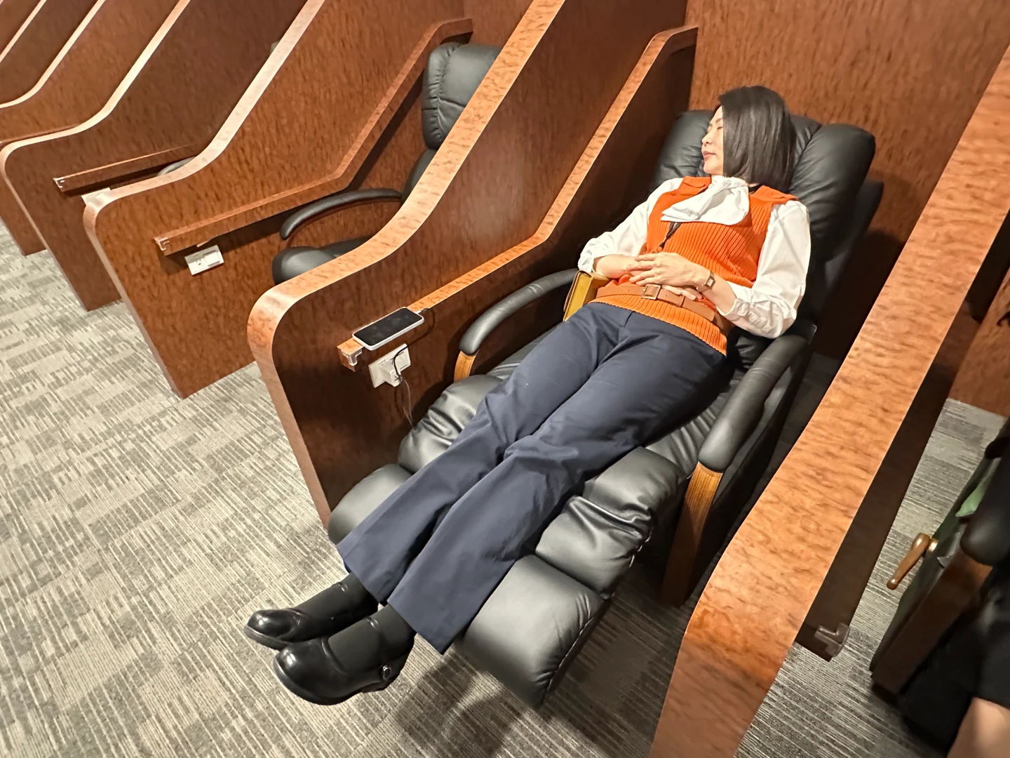 高鐵改裝南區運轉中心　可躺平還有專人叫床服務！揭秘列車長一日行程