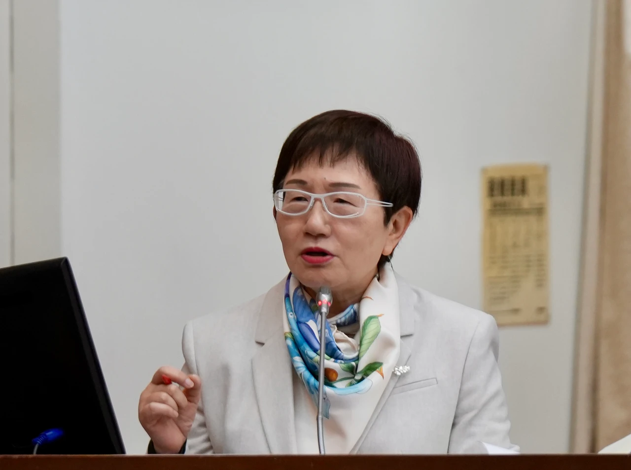 周末精選｜公股投信四合一成進行式！員工擔心丟飯碗　財政部首回應