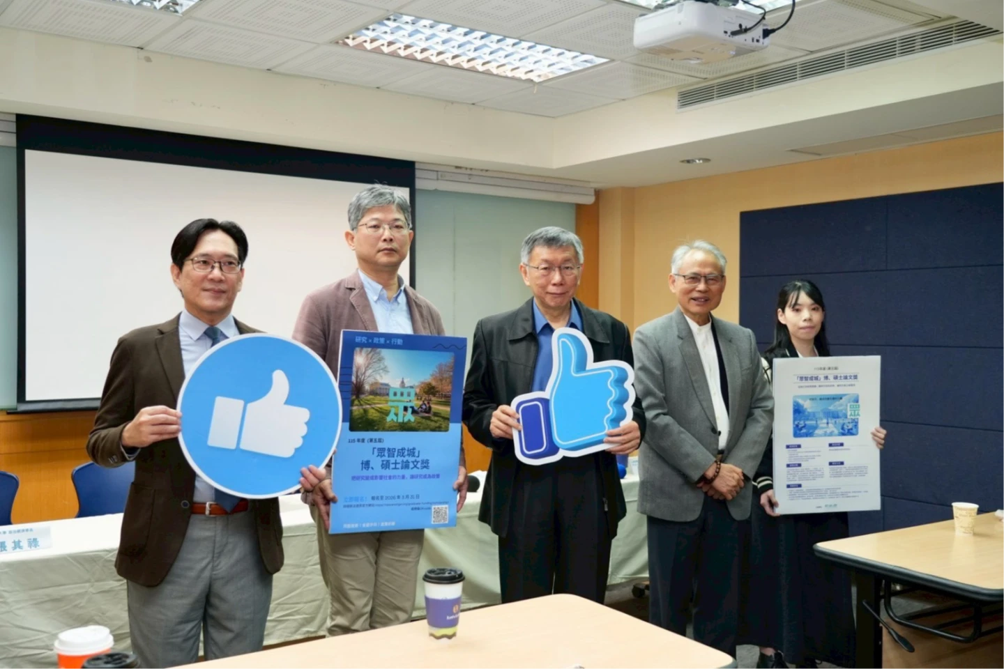 「藍白分」分工合作恐變分手　柯文哲：藍營的朋友每個都很玻璃心