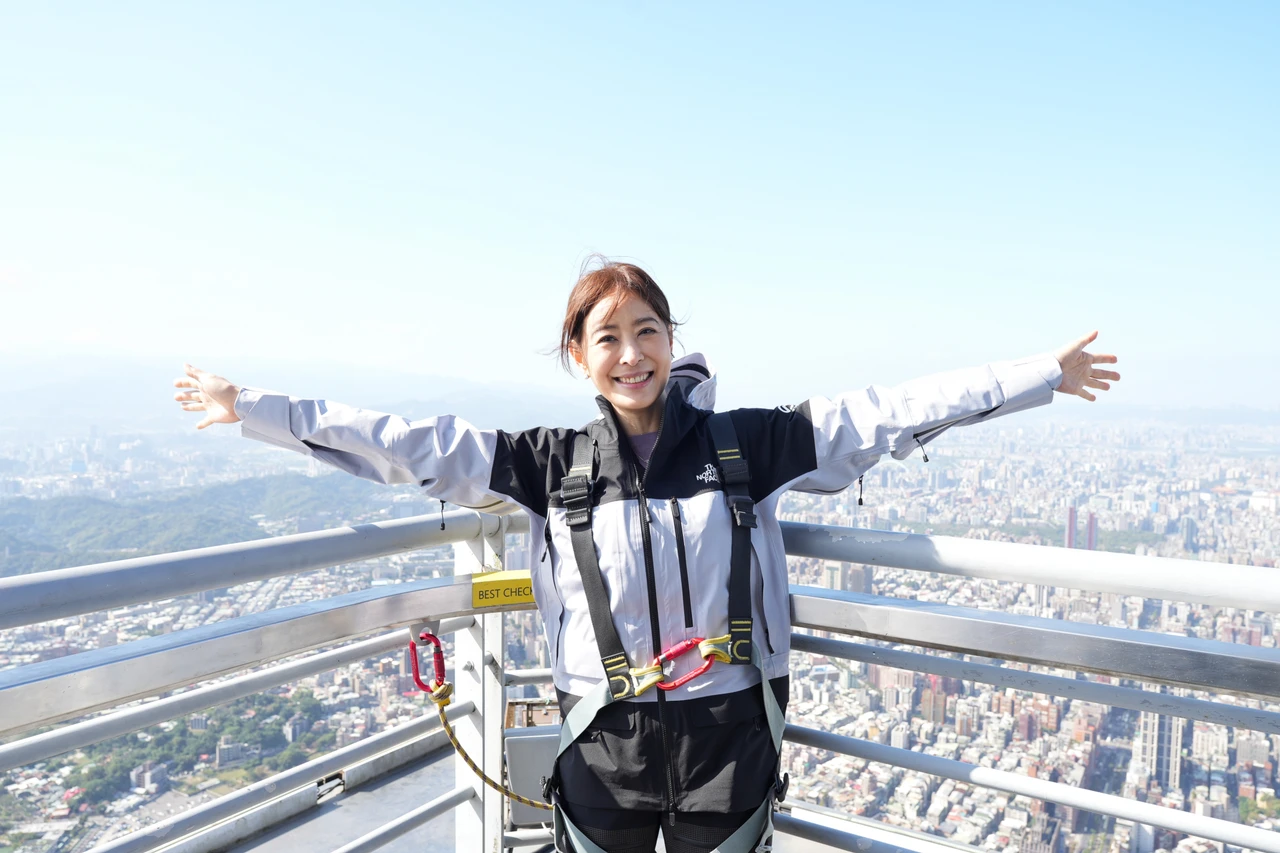 Alex攀101助攻人潮增2成！賈永婕首現身曝心情　再喊話「阿湯哥拍電影我可以」