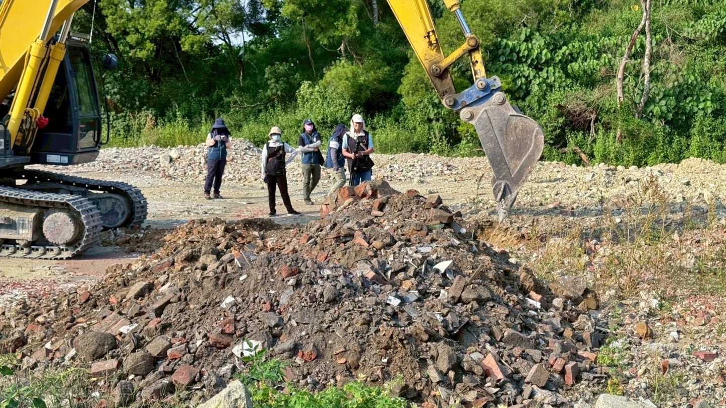 貪檢包庇走私出獄！又聯手警友站長高雄偷埋廢棄物　設電動門專人看管削5千萬　