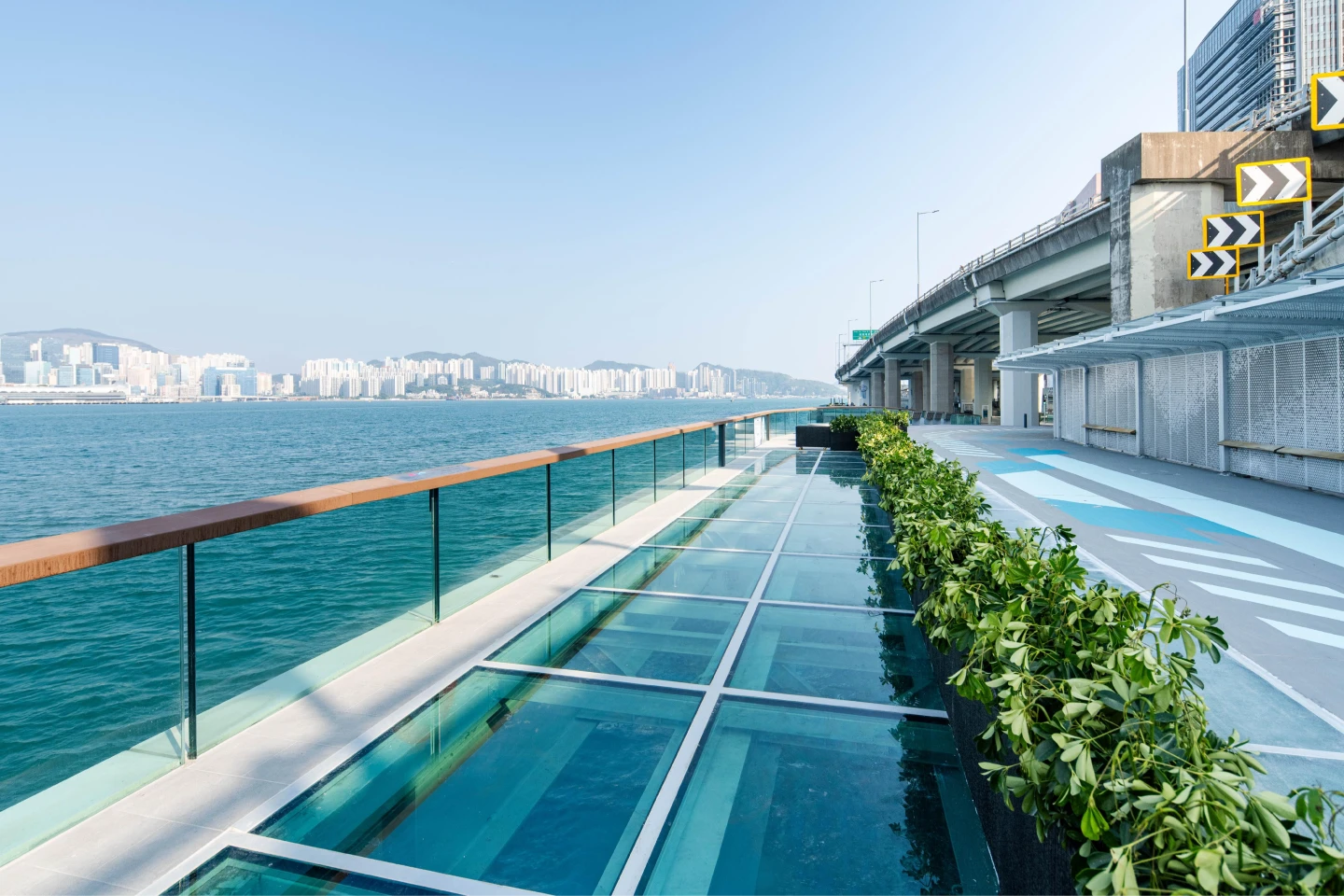 2026香港新景點！2.2km玻璃觀景步道賞維港海景　機場、港鐵重現懷舊風