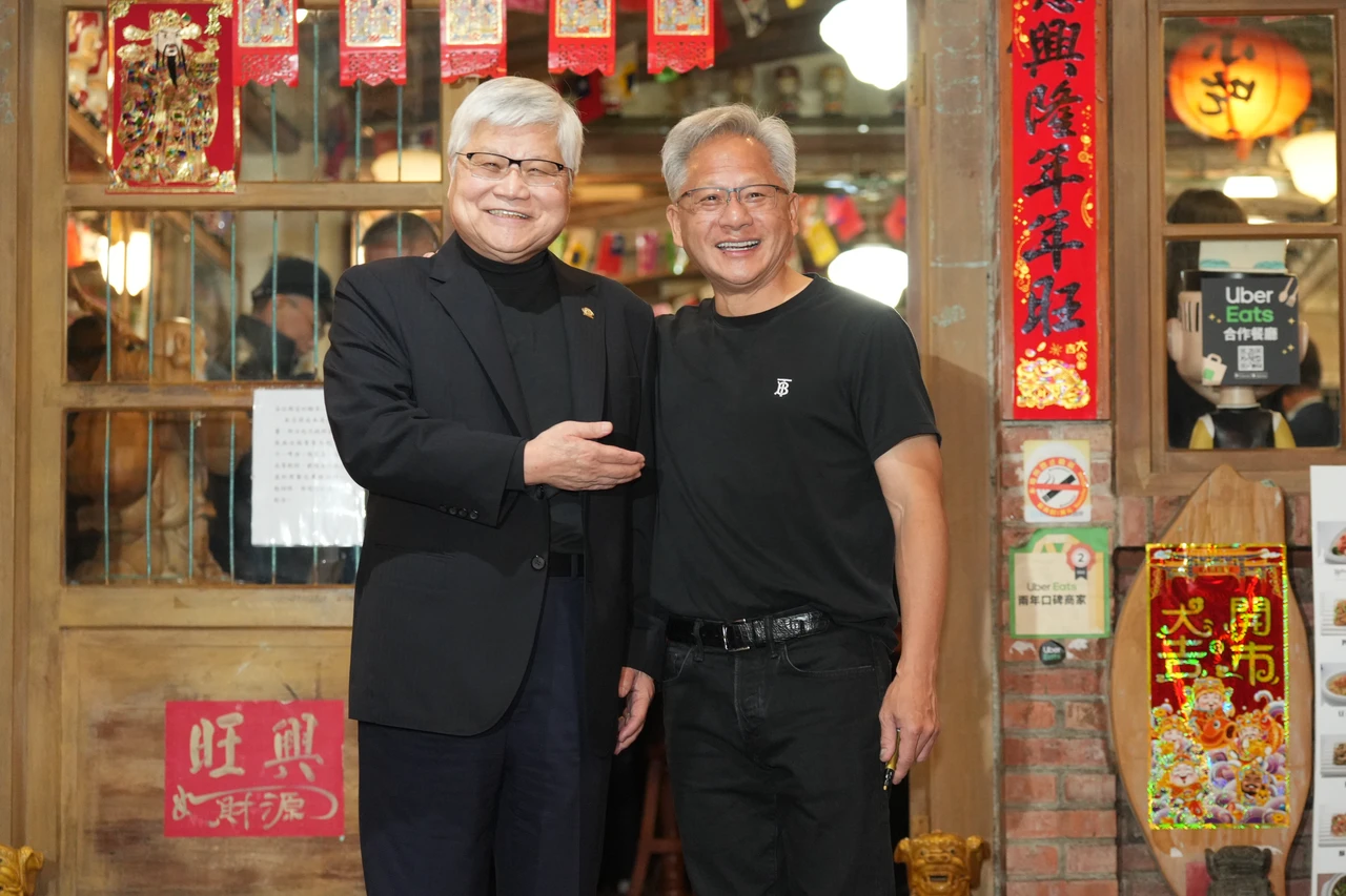 黃仁勳：輝達晶圓需求大　台積電未來10年產能至少翻倍