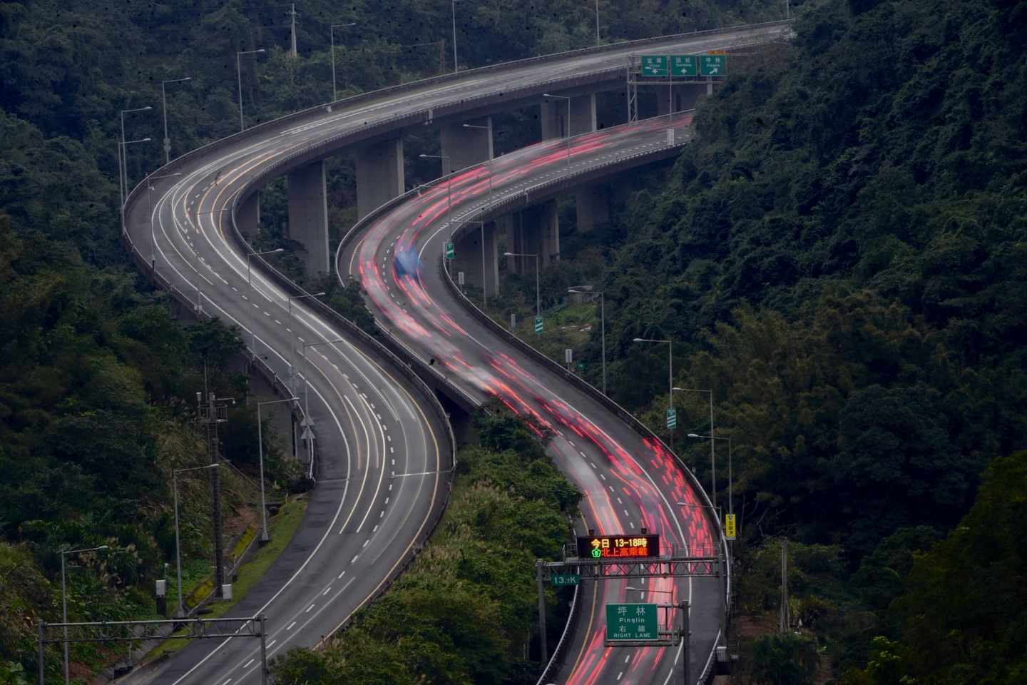 初三交通旅遊＋收假！還是在家睡覺吧　國5上午10時塞到凌晨3時