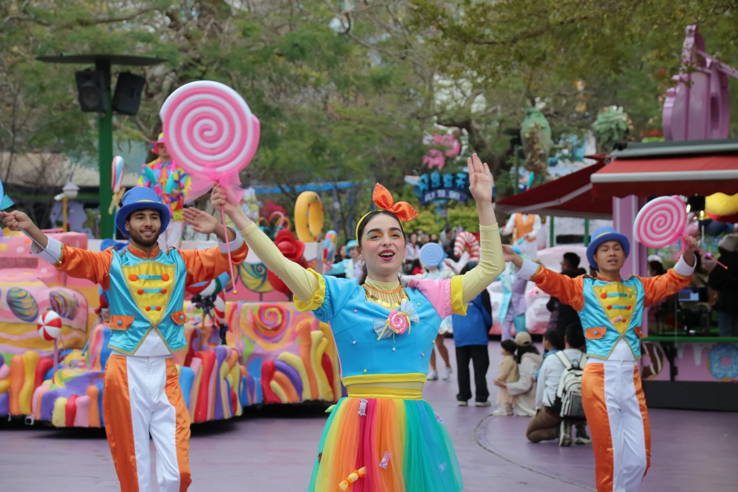 麗寶新春超值暢遊！住宿＋樂園每人3000元有找　1條件加贈雙人火鍋券