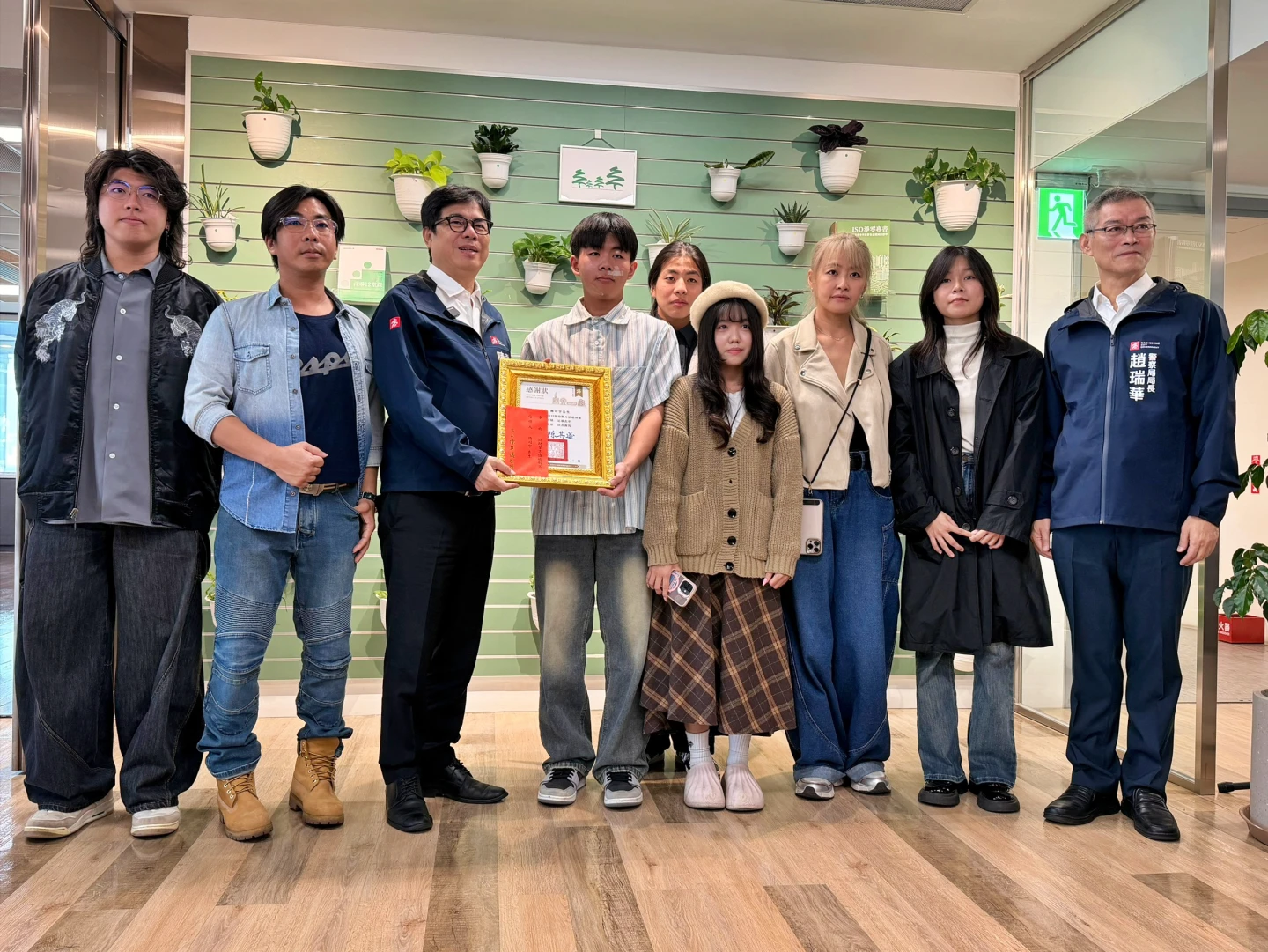 清潔隊員痛毆老夫妻！英勇男大生制止卻挨告　獲陳其邁表揚曝心聲