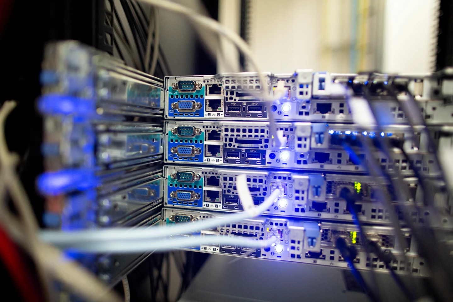 AI時代雙面刃：馬來西亞狂蓋資料中心　居民怒轟粉塵污染、水不夠用