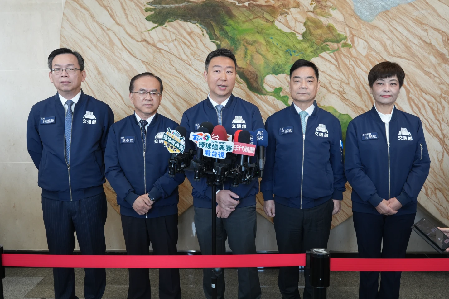 寧願出國也不留台灣玩？交長陳世凱：國旅去年2.2億人次　持續調體質供好品質