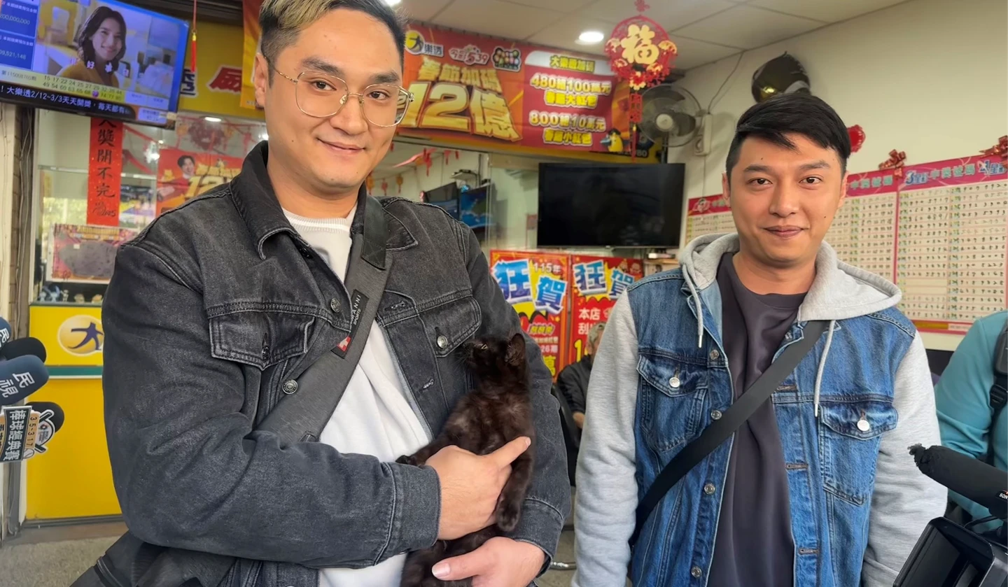 貓的報恩！男大生救浪貓再靠AI助攻　刮刮樂爽中100萬元