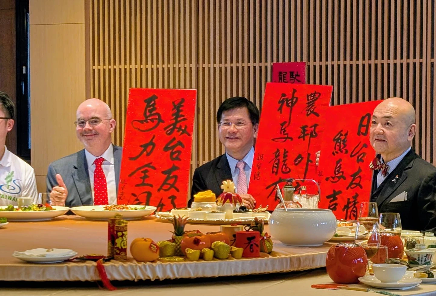 林佳龍邀吃年菜！谷立言、片山和之帶家鄉味出場　盼新年「龍總馬吉」